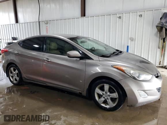 2013 Hyundai Elantra Limited with VIN 5NPDH4AE1DH186037, listed as a Copart auction lot 89881815 with 228,802 mi miles and Salvage title. Bid and sale history available at DreamBid. Image 4.