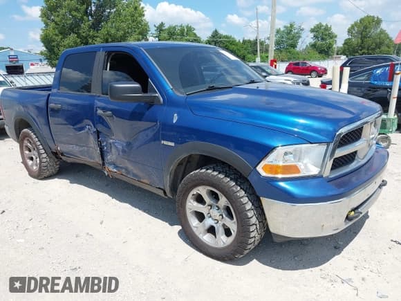 ✅ 2009 Dodge 1500 Laramie • VIN: 1D3HV13T99S800885 • Lot: 42637408. Wystawiony na IAAI z przebiegiem 144 519 mil. Bezpłatny archiwum sprzedaży aukcyjnych z USA i szczegółowy raport historii pojazdu na DreamBid. Zdjęcie 1.
