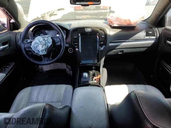 ✅ 2017 Chrysler 300 S Alloy Edition • VIN: 2C3CCABT5HH577636 • Lot: 46653564. Listed on Copart with 63,539 mi. Free auction sales archive from the USA and detailed vehicle history report at DreamBid. Image 8.