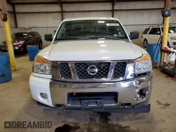 ✅ 2014 Nissan Titan SV • VIN: 1N6AA0CC4EN518806 • Лот: 46059885. Опубликован ранее на Copart с пробегом Не указан. Бесплатный доступ к архиву аукционных продаж из США и подробный отчёт об истории автомобиля на DreamBid. Изображение 5.