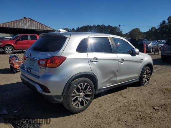 ✅ 2019 Mitsubishi Outlander ES • VIN: JA4AP3AU3KU030957 • Lot: 91531035. Wystawiony na Copart z przebiegiem Nie podano. Bezpłatny archiwum sprzedaży aukcyjnych z USA i szczegółowy raport historii pojazdu na DreamBid. Zdjęcie 3.