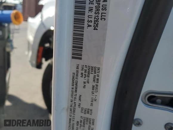 ✅ 2024 Jeep Wagoneer Series II • VIN: 1C4SJUBP0RS126254 • Lot: 68106765. Wystawiony na Copart z przebiegiem Nie podano. Bezpłatny archiwum sprzedaży aukcyjnych z USA i szczegółowy raport historii pojazdu na DreamBid. Zdjęcie 13.