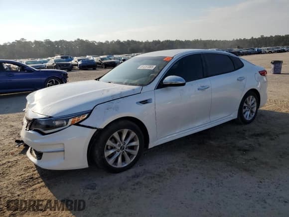 ✅ 2017 Kia Optima LX • VIN: 5XXGT4L33HG124048 • Lot: 81237085. Wystawiony na Copart z przebiegiem 112 476 mil. Bezpłatny archiwum sprzedaży aukcyjnych z USA i szczegółowy raport historii pojazdu na DreamBid. Zdjęcie 1.