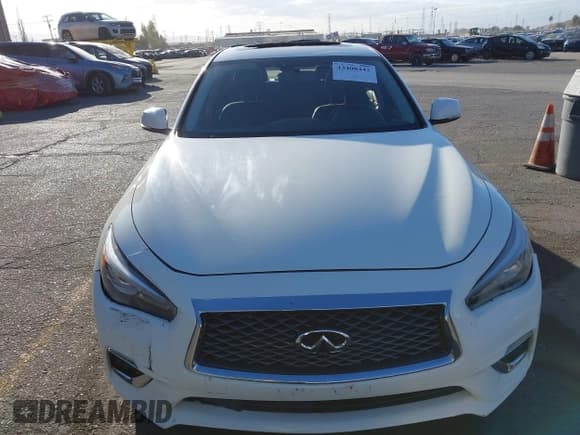 ✅ 2019 Infiniti Q50 Luxe • VIN: JN1EV7AP8KM519758 • Lot: 43408442. Listed on IAAI with 94,434 mi. Free auction sales archive from the USA and detailed vehicle history report at DreamBid. Image 11.