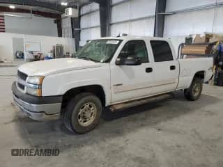 2004 Chevrolet Silverado 2500 LS с VIN 1GCGK23U64F244631, выставлен на аукционе Copart как лот 65485925 с пробегом 284 222 миль миль и Чистый • Clean title. История ставок и продаж доступна на DreamBid. Изображение 1.