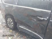 ✅ 2023 Chrysler Pacifica Hybrid Limited • VIN: 2C4RC1S76PR599596 • Lot: 43427260. Listed on IAAI with 32,972 mi. Free auction sales archive from the USA and detailed vehicle history report at DreamBid. Image 6.