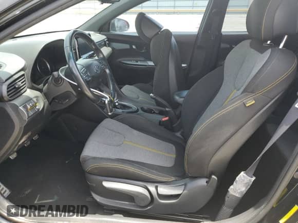 2019 Hyundai Veloster Turbo R-Spec с VIN KMHTH6AB9KU015175, выставлен на аукционе Copart как лот 58852874 с пробегом 75 256 миль миль и Списание • Salvage title. История ставок и продаж доступна на DreamBid. Изображение 7.