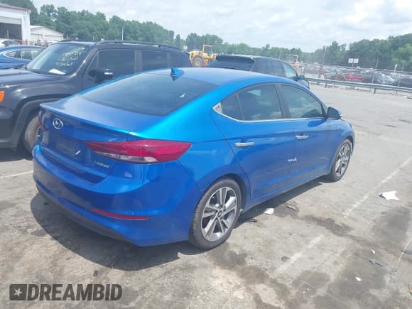 ✅ 2017 Hyundai Elantra Value Edition • VIN: 5NPD84LF4HH099647 • Lot: 42480116. Listed on IAAI with 103,912 mi. Free auction sales archive from the USA and detailed vehicle history report at DreamBid. Image 4.