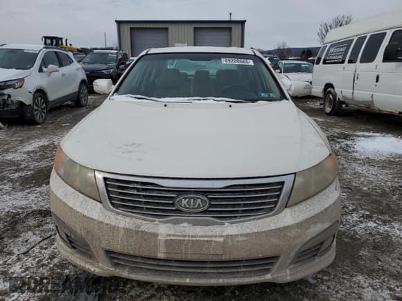 ✅ 2009 Kia Optima SX • VIN: KNAGE224095352407 • Lot: 89200665. Listed on Copart with 182,851 mi. Free auction sales archive from the USA and detailed vehicle history report at DreamBid. Image 5.