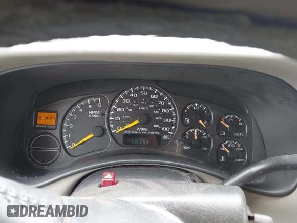 ✅ 2001 Chevrolet Suburban LS • VIN: 3GNEC16T81G147773 • Лот: 42554006. Опубликован ранее на IAAI с пробегом 235 299 миль. Бесплатный доступ к архиву аукционных продаж из США и подробный отчёт об истории автомобиля на DreamBid. Изображение 7.