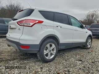 ✅ 2015 Ford Escape SE • VIN: 1FMCU9GXXFUB64149 • Лот: 93483715. Опубликован ранее на Copart с пробегом 152 046 миль. Бесплатный доступ к архиву аукционных продаж из США и подробный отчёт об истории автомобиля на DreamBid. Изображение 3.