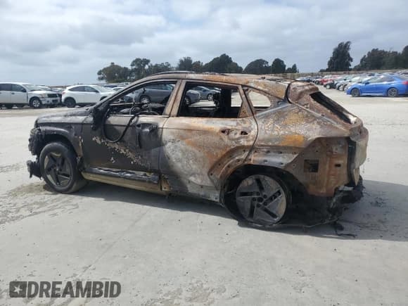 ✅ 2024 Hyundai Kona Limited • VIN: KM8HE3A61RU014581 • Лот: 54228165. Опубликован ранее на Copart с пробегом Не указан. Бесплатный доступ к архиву аукционных продаж из США и подробный отчёт об истории автомобиля на DreamBid. Изображение 2.