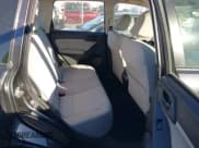 ✅ 2017 Subaru Forester • VIN: JF2SJAAC6HH498529 • Lot: 43696926. Wystawiony na IAAI z przebiegiem 86 099 mil. Bezpłatny archiwum sprzedaży aukcyjnych z USA i szczegółowy raport historii pojazdu na DreamBid. Zdjęcie 8.