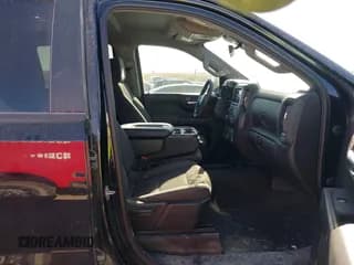 ✅ 2022 Chevrolet Silverado 1500 Custom • VIN: 3GCPABEK8NG527448 • Lot: 41143186. Wystawiony na IAAI z przebiegiem 60 991 mil. Bezpłatny archiwum sprzedaży aukcyjnych z USA i szczegółowy raport historii pojazdu na DreamBid. Zdjęcie 5.