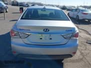 ✅ 2012 Hyundai Sonata Hybrid • VIN: KMHEC4A40CA034990 • Lot: 41255225. Listed on IAAI with 183,787 mi. Free auction sales archive from the USA and detailed vehicle history report at DreamBid. Image 16.