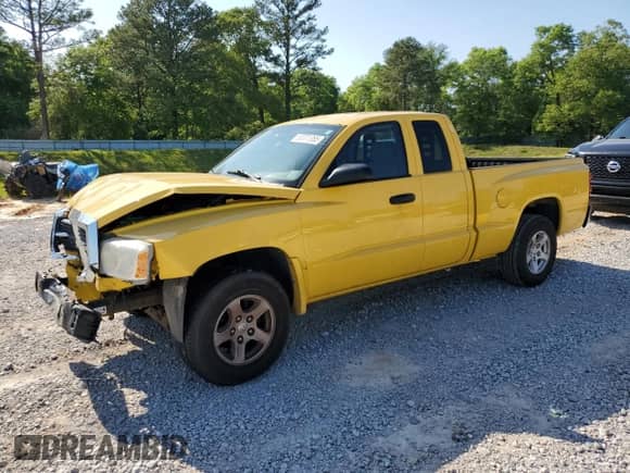 2006 Dodge Dakota SLT with VIN 1D7HE42N76S566289, listed as a Copart auction lot 53331365 with 33,681 mi miles and Salvage title. Bid and sale history available at DreamBid. Image 1.