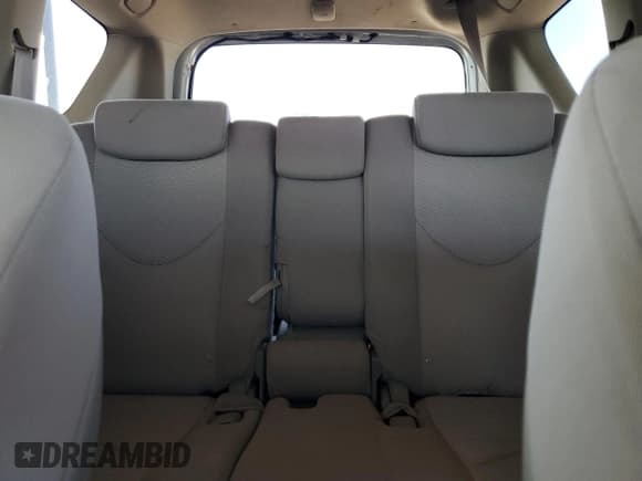 ✅ 2008 Toyota RAV4 Limited • VIN: JTMZK31V385020884 • Лот: 82073035. Опубликован ранее на Copart с пробегом 81 266 миль. Бесплатный доступ к архиву аукционных продаж из США и подробный отчёт об истории автомобиля на DreamBid. Изображение 10.