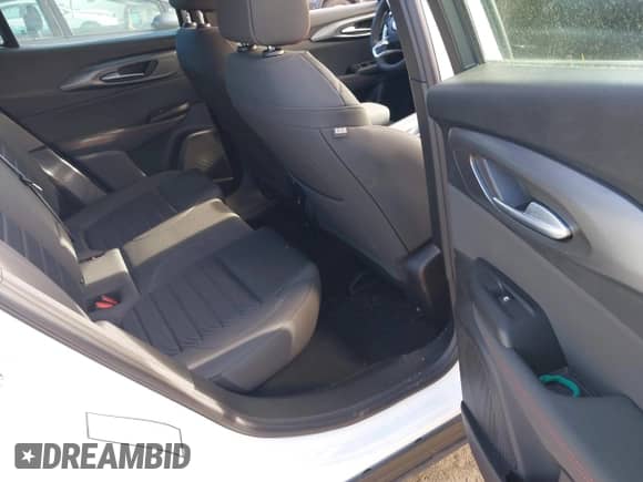 2024 Dodge Hornet R/T z VIN ZACPDFCWXR3A33544, wystawiony jako IAAI lot #42399881 z przebiegiem 2 027 mil mil oraz . Historia ofert i sprzedaży dostępna na DreamBid. Obrazek 8.