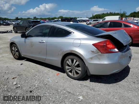 ✅ 2011 Honda Accord EX-L • VIN: 1HGCS1B83BA006020 • Lot: 83969725. Wystawiony na Copart z przebiegiem 153 000 mil. Bezpłatny archiwum sprzedaży aukcyjnych z USA i szczegółowy raport historii pojazdu na DreamBid. Zdjęcie 2.