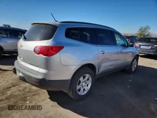 ✅ 2012 Chevrolet Traverse 1LT • VIN: 1GNKRGED3CJ242371 • Lot: 92065585. Wystawiony na Copart z przebiegiem 126 094 mil. Bezpłatny archiwum sprzedaży aukcyjnych z USA i szczegółowy raport historii pojazdu na DreamBid. Zdjęcie 3.