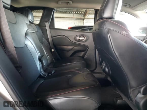 ✅ 2014 Jeep Cherokee Trailhawk • VIN: 1C4PJMBS0EW257312 • Lot: 93487845. Listed on Copart with 143,122 mi. Free auction sales archive from the USA and detailed vehicle history report at DreamBid. Image 11.