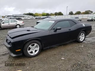 ✅ 2010 Dodge Challenger SE • VIN: 2B3CJ4DV9AH131157 • Lot: 81994945. Wystawiony na Copart z przebiegiem 109 964 mil. Bezpłatny archiwum sprzedaży aukcyjnych z USA i szczegółowy raport historii pojazdu na DreamBid. Zdjęcie 1.