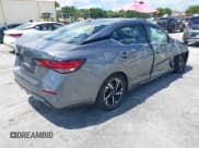 ✅ 2024 Nissan Sentra SV • VIN: 3N1AB8CV1RY253306 • Lot: 43015280. Wystawiony na IAAI z przebiegiem 40 891 mil. Bezpłatny archiwum sprzedaży aukcyjnych z USA i szczegółowy raport historii pojazdu na DreamBid. Zdjęcie 4.