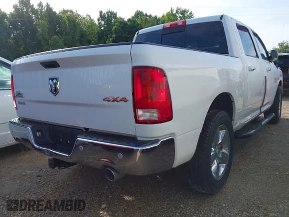 ✅ 2018 Ram 1500 Big Horn • VIN: 3C6RR7LT6JG196476 • Lot: 42222899. Wystawiony na IAAI z przebiegiem 84 034 mil. Bezpłatny archiwum sprzedaży aukcyjnych z USA i szczegółowy raport historii pojazdu na DreamBid. Zdjęcie 4.