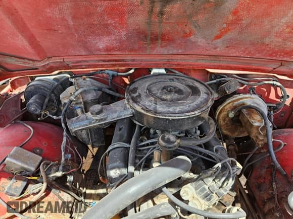 ✅ 1975 Jeep Cherokee • VIN: J5A16MN066465 • Lot: 56977005. Listed on Copart with 39,210 mi. Free auction sales archive from the USA and detailed vehicle history report at DreamBid. Image 7.