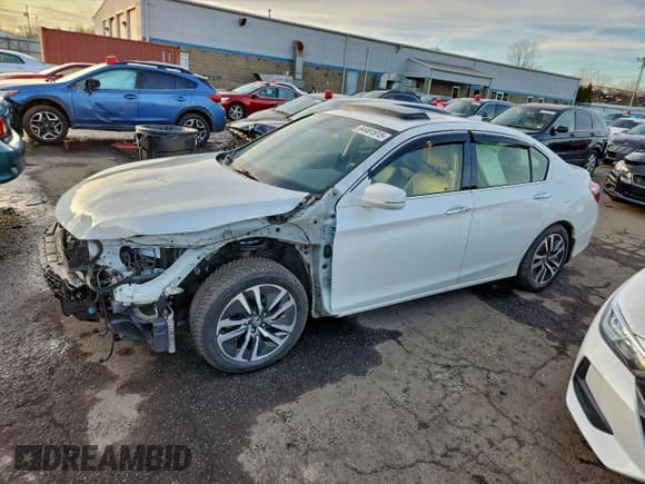 ✅ 2017 Honda Accord EX-L • VIN: JHMCR6F55HC008578 • Лот: 94461915. Опубликован ранее на Copart с пробегом 136 063 миль. Бесплатный доступ к архиву аукционных продаж из США и подробный отчёт об истории автомобиля на DreamBid. Изображение 1.
