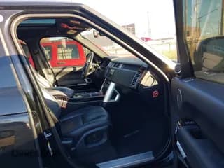 ✅ 2016 Land Rover Range Rover • VIN: SALGR2PF9GA313748 • Lot: 43695812. Listed on IAAI with 82,507 mi. Free auction sales archive from the USA and detailed vehicle history report at DreamBid. Image 5.