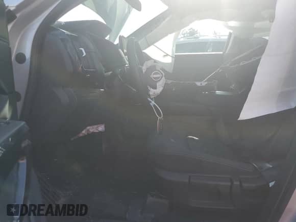 2024 Nissan Pathfinder S with VIN 5N1DR3AA2RC229397, listed as a Copart auction lot 70648084 with 6,037 mi miles and Salvage title. Bid and sale history available at DreamBid. Image 7.