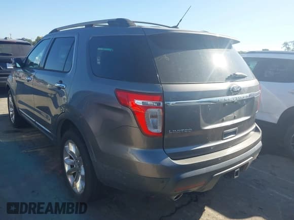 ✅ 2013 Ford Explorer Limited • VIN: 1FM5K8F89DGA16346 • Lot: 43365262. Wystawiony na IAAI z przebiegiem 212 945 mil. Bezpłatny archiwum sprzedaży aukcyjnych z USA i szczegółowy raport historii pojazdu na DreamBid. Zdjęcie 3.