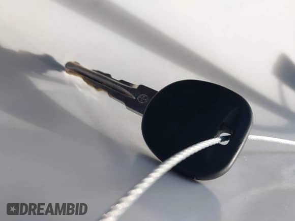 2007 Chevrolet Impala LT z VIN 2G1WT55K379124894, wystawiony jako IAAI lot #43551733 z przebiegiem 147 541 mil mil oraz . Historia ofert i sprzedaży dostępna na DreamBid. Obrazek 11.