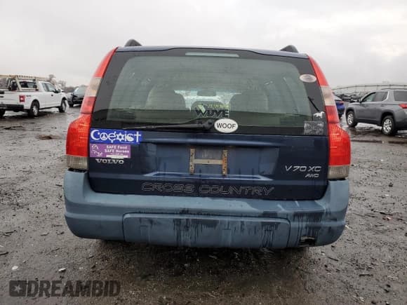 ✅ 2002 Volvo V70 • VIN: YV1SZ58D921075614 • Лот: 80379815. Опубликован ранее на Copart с пробегом 304 452 миль. Бесплатный доступ к архиву аукционных продаж из США и подробный отчёт об истории автомобиля на DreamBid. Изображение 6.