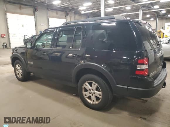 ✅ 2007 Ford Explorer XLT • VIN: 1FMEU73E77UB36490 • Lot: 89507005. Wystawiony na Copart z przebiegiem 214 046 mil. Bezpłatny archiwum sprzedaży aukcyjnych z USA i szczegółowy raport historii pojazdu na DreamBid. Zdjęcie 2.