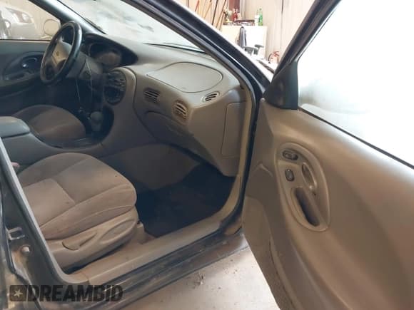 ✅ 1998 Ford Taurus SE Comfort • VIN: 1FAFP53S2WG111171 • Lot: 42486167. Wystawiony na IAAI z przebiegiem 161 329 mil. Bezpłatny archiwum sprzedaży aukcyjnych z USA i szczegółowy raport historii pojazdu na DreamBid. Zdjęcie 5.