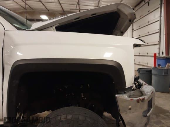 ✅ 2015 Chevrolet Silverado 2500HD LT • VIN: 1GC1KVE8XFF157924 • Lot: 41787811. Listed on IAAI with 224,244 mi. Free auction sales archive from the USA and detailed vehicle history report at DreamBid. Image 20.