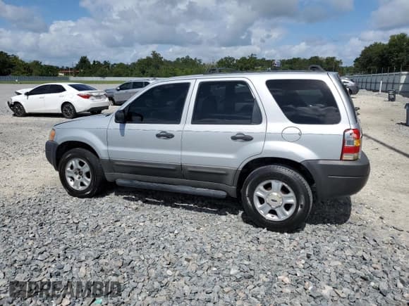 ✅ 2003 Ford Escape XLT Popular • VIN: 1FMYU03193KA69270 • Lot: 85519935. Listed on Copart with 143,614 mi. Free auction sales archive from the USA and detailed vehicle history report at DreamBid. Image 2.