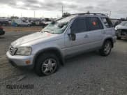 ✅ 2001 Honda CR-V SE • VIN: JHLRD18711C051299 • Lot: 64098224. Wystawiony na Copart z przebiegiem 231 433 mil. Bezpłatny archiwum sprzedaży aukcyjnych z USA i szczegółowy raport historii pojazdu na DreamBid. Zdjęcie 1.