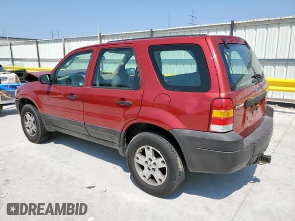 ✅ 2006 Ford Escape XLS • VIN: 1FMYU02Z26KC27430 • Lot: 72104555. Listed on Copart with 297,694 mi. Free auction sales archive from the USA and detailed vehicle history report at DreamBid. Image 2.