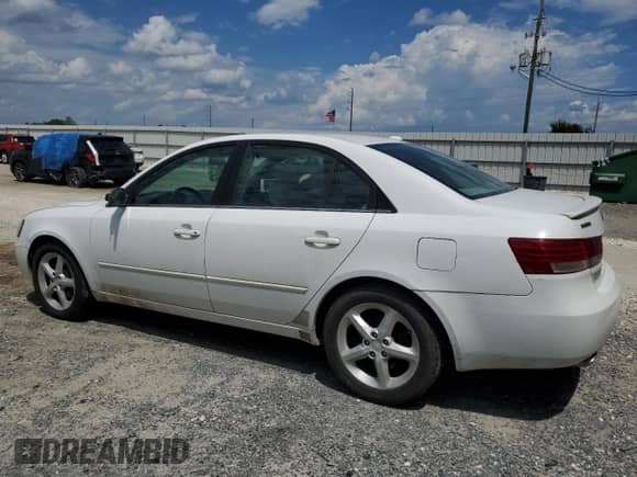2008 Hyundai Sonata SE with VIN 5NPEU46F08H385880, listed as a Copart auction lot 67076544 with 124,138 mi miles and Salvage title. Bid and sale history available at DreamBid. Image 2.