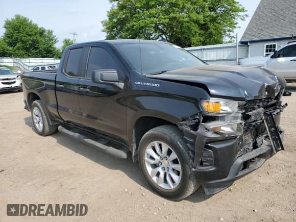 ✅ 2020 Chevrolet Silverado 1500 Custom • VIN: 1GCRYBEK9LZ203166 • Lot: 59391685. Listed on Copart with 70,840 mi. Free auction sales archive from the USA and detailed vehicle history report at DreamBid. Image 4.