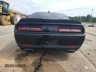 ✅ 2019 Dodge Challenger R/T Scat Pack • VIN: 2C3CDZFJ3KH570759 • Lot: 69330573. Wystawiony na Copart z przebiegiem 32 768 mil. Bezpłatny archiwum sprzedaży aukcyjnych z USA i szczegółowy raport historii pojazdu na DreamBid. Zdjęcie 6.