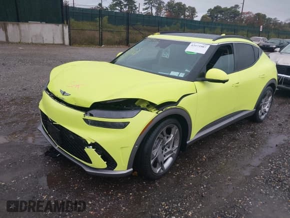 ✅ 2023 Genesis GV60 Performance • VIN: KMUKEDTB6PU002348 • Lot: 43573907. Wystawiony na IAAI z przebiegiem 12 620 mil. Bezpłatny archiwum sprzedaży aukcyjnych z USA i szczegółowy raport historii pojazdu na DreamBid. Zdjęcie 20.