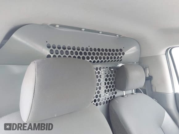 ✅ 2015 Nissan NV200 SV • VIN: 3N6CM0KN8FK697409 • Lot: 42437543. Listed on IAAI with 181,297 mi. Free auction sales archive from the USA and detailed vehicle history report at DreamBid. Image 8.