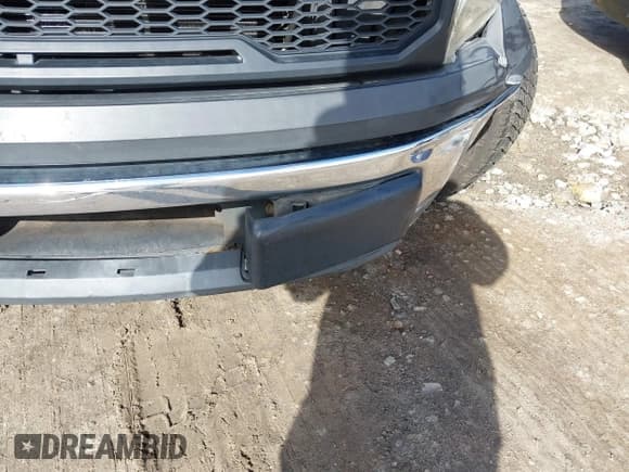 ✅ 2011 Ford F-150 XL • VIN: 1FTEX1CM0BKD07925 • Lot: 41577761. Listed on IAAI with 405,081 mi. Free auction sales archive from the USA and detailed vehicle history report at DreamBid. Image 18.