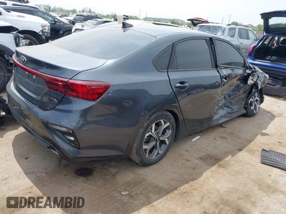 ✅ 2019 Kia Forte LXS • VIN: 3KPF24AD5KE136406 • Lot: 41865872. Listed on IAAI with 32,002 mi. Free auction sales archive from the USA and detailed vehicle history report at DreamBid. Image 4.