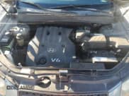 ✅ 2008 Hyundai Santa Fe GLS • VIN: 5NMSG13D18H129630 • Lot: 83250434. Listed on Copart with 216,269 mi. Free auction sales archive from the USA and detailed vehicle history report at DreamBid. Image 12.