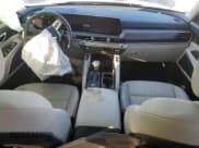 ✅ 2023 Kia Telluride EX X-Line • VIN: 5XYP3DGCXPG411696 • Lot: 89714075. Wystawiony na Copart z przebiegiem 14 599 mil. Bezpłatny archiwum sprzedaży aukcyjnych z USA i szczegółowy raport historii pojazdu na DreamBid. Zdjęcie 8.